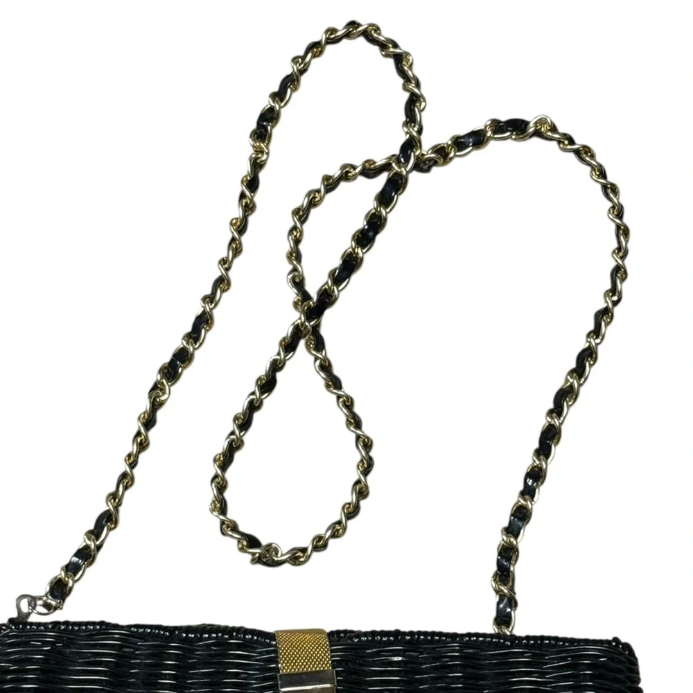 Vintage Black Woven Chain Strap Evening Purse Gold Hardware Clutch Crossbody
